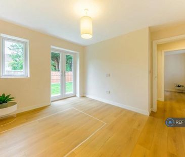 2 bedroom bungalow to rent - Photo 4