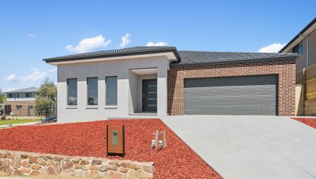 1 Columbia Boulevard, Chirnside Park - Photo 5