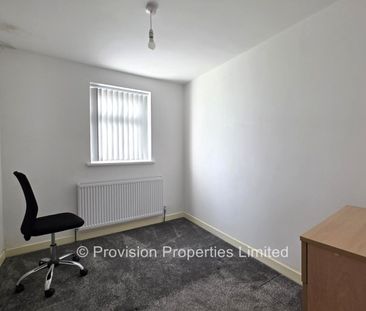3 Bedroom Rentals Leeds - Photo 4