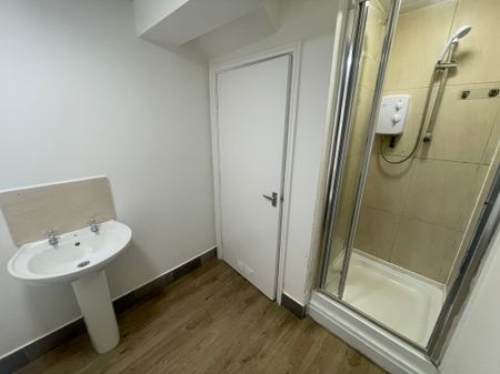 Welford Road, LE2 7AD, Leicester - Photo 3