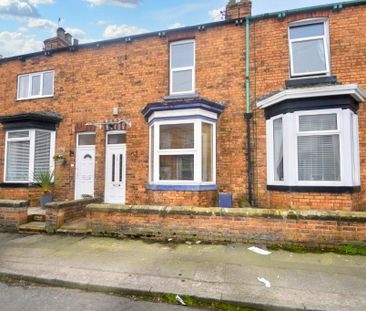 2 bed terraced house to rent in Beaconsfield Street, Scarborough, YO12 - Photo 2