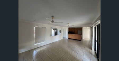 FULLY AIR CONDITIONED - Photo 3