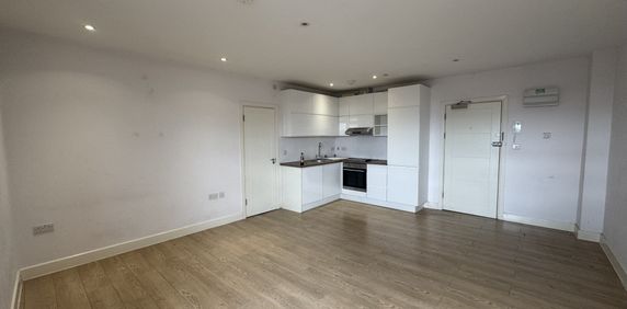 Buckingham Street, Aylesbury - Photo 2