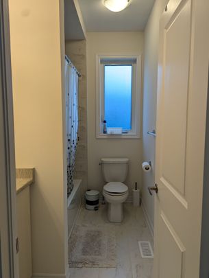 For Lease - 196 Ramblewood Drive, Wasaga Beach, Ontario - Photo 1