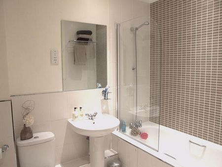 2 bedroom apartment to rent - Photo 5