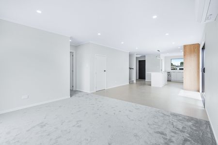 Introducing this stunning, brand new three-bedroom, two-bathroom home, expertly crafted by the reputable Friendship Builders. - Photo 5