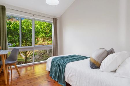 North Facing Family Home - Photo 4