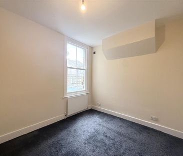 2 Bedroom House To Let - Photo 3