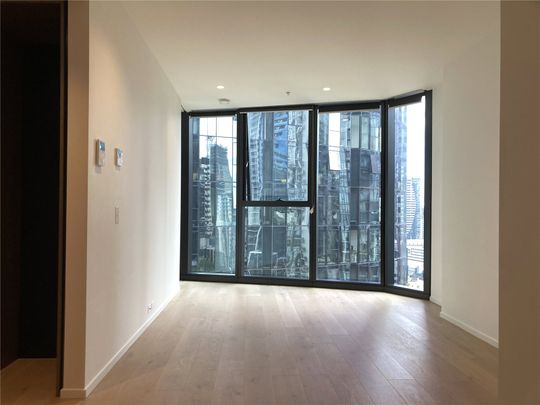 1510E/18 Hoff Boulevard - Photo 1