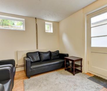 5 bedroom house to rent - Photo 4