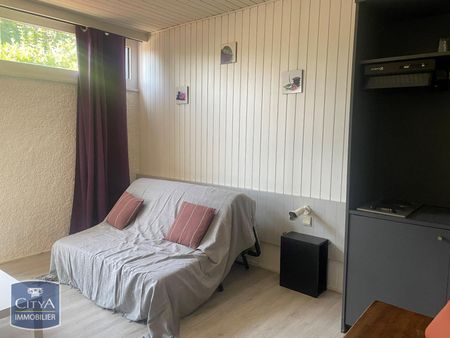 Location Appartement 1 pièce 21m² CHASSENEUIL DU POITOU 86360 - Photo 2