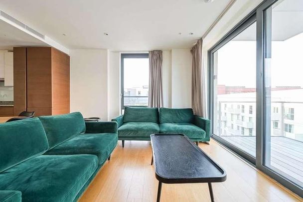 Sedona House, East Village, Stratford, E20 - Photo 1