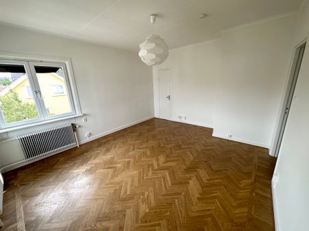 Fältvägen, Örebro - Photo 2