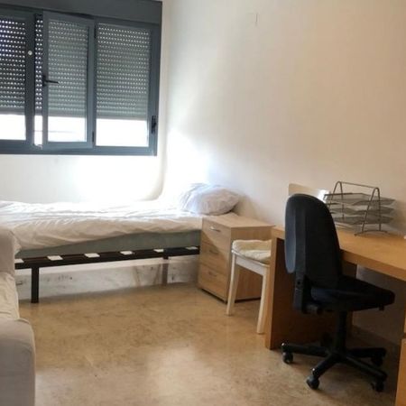 valencia, Valencian Community 46019 - Photo 3