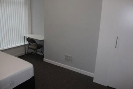 5 bedroom house to rent - Photo 3