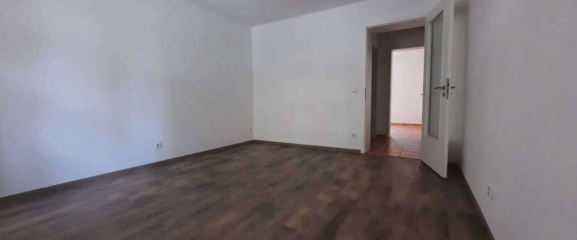 +++ 2 Zimmer Wohnung mit Balkon, Badewanne mit Tür +++ - Foto 1