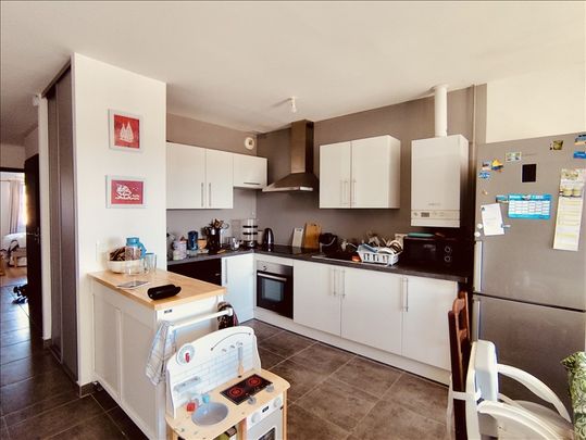 3 pièces - Meublé - 62 m² - 4ème étage - Colocation non autorisée - Photo 1