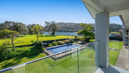 Charming Waterfront Studio Apartment in Waiwera - Photo 5