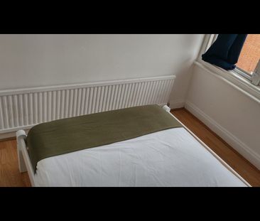Room in a Shared Flat, London, N4 - Photo 2