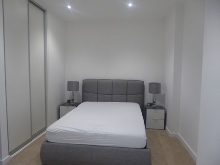 Garrard House, Reading, RG1 1NR - Photo 3