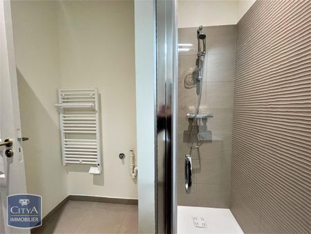 Location Appartement 2 pièces 61m² MONTAUBAN 82000 - Photo 5