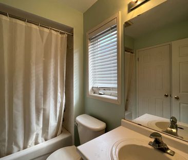 For Lease - 348 Shirley Drive, Richmond Hill, Ontario - Photo 5