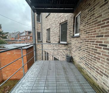 Licht en ruim appartement met terras in hartje Rijkevorsel - Foto 1