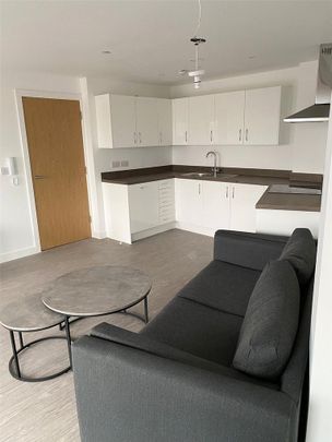 2 bedroom flat to rent - Photo 1