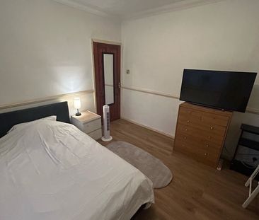Room in a Shared House, King Alfred Avenue, SE6 - Photo 2