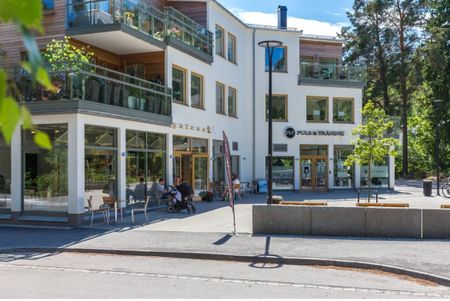 Hedvigsdalsvägen, Sollentuna - Photo 3