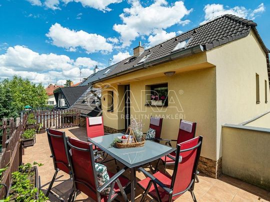 Pronájem bytu 5+1 105 m2 - Fotografie 1