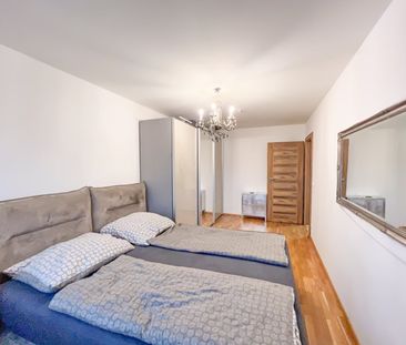 STAMMERSDORF! Moderne möblierte 48,8 m2 Zwei-Zimmer-Wohnung mit Bal... - Photo 3