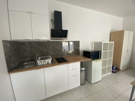 Location Appartement 1 pièce 24m² ORSAY 91400 - Photo 2