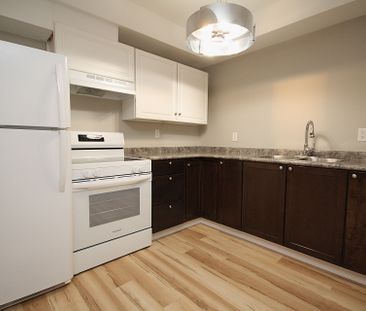 For Lease - 36 Porritt Street Unit# B, Barrie, Ontario - Photo 3