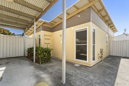 2 Bed Duplex - Photo 3