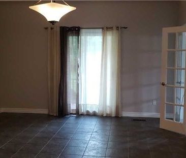 For Lease - 16 Beamish Court, Brampton, Ontario - Photo 4