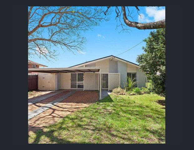 Family Home in Cul-de-sac! - Photo 1