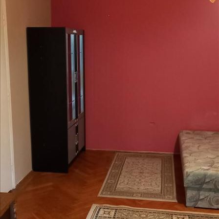 Kiadó részlegesen felújított lakás - Szolnok - Fotó 2