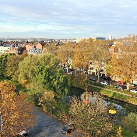 Location Appartement 2 pièces 59m² LILLE 59000 - Photo 4