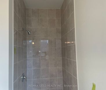 For Lease - 31 Dolomite Drive, Brampton, Ontario - Photo 4