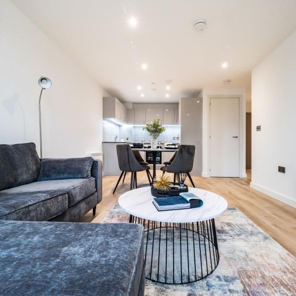 3 bedroom apartment to rent - Photo 1