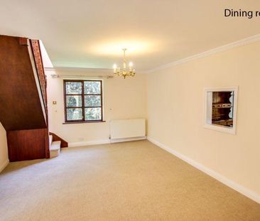 4 bedroom detached house to rent - Photo 2
