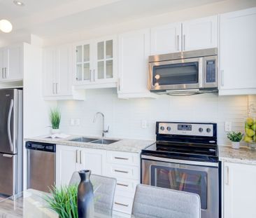 For Lease - 1003 Queen Street Unit# 302, Toronto, Ontario - Photo 2