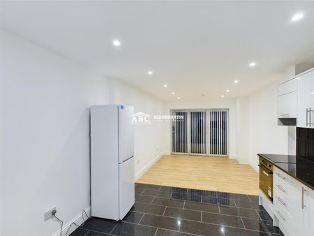 Green Lane, NW4 2AG, London - Photo 3