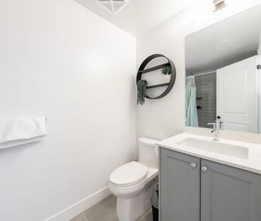 For Lease - 2343 Khalsa Gate Unit# 313, Oakville, Ontario - Photo 3