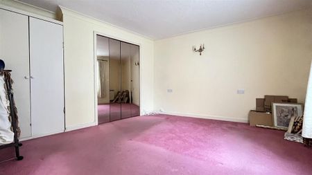 1 bedroom retirement property to rent - Photo 5