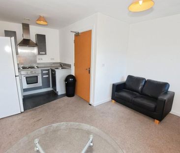 1 bedroom flat to rent - Photo 1