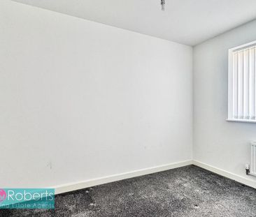 2 bedroom semi-detached house to rent - Photo 4