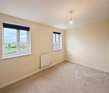 3 bedroom house to rent Hampstead Gardens, Kingswood, HU7 - Photo 5