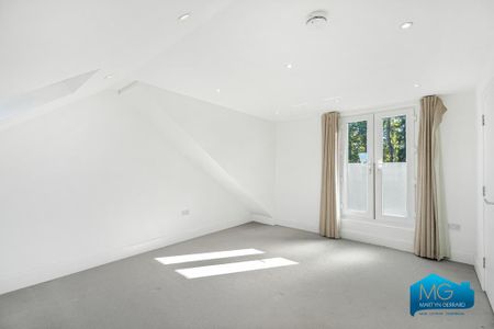 2 bedroom maisonette to rent - Photo 2